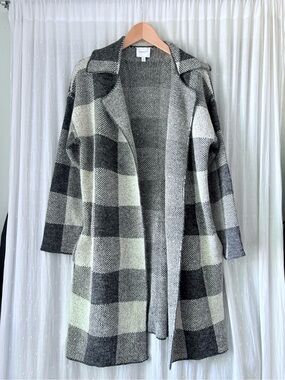 Gilli Black & Gray Plaid Open-Front Long Cardigan
